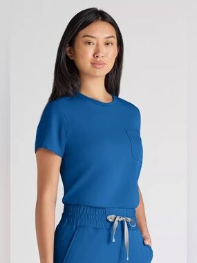 2 Pairs of ReSurge Citrine Women's 1-Pocket Crew Neck Scrub Top in Royal Blue